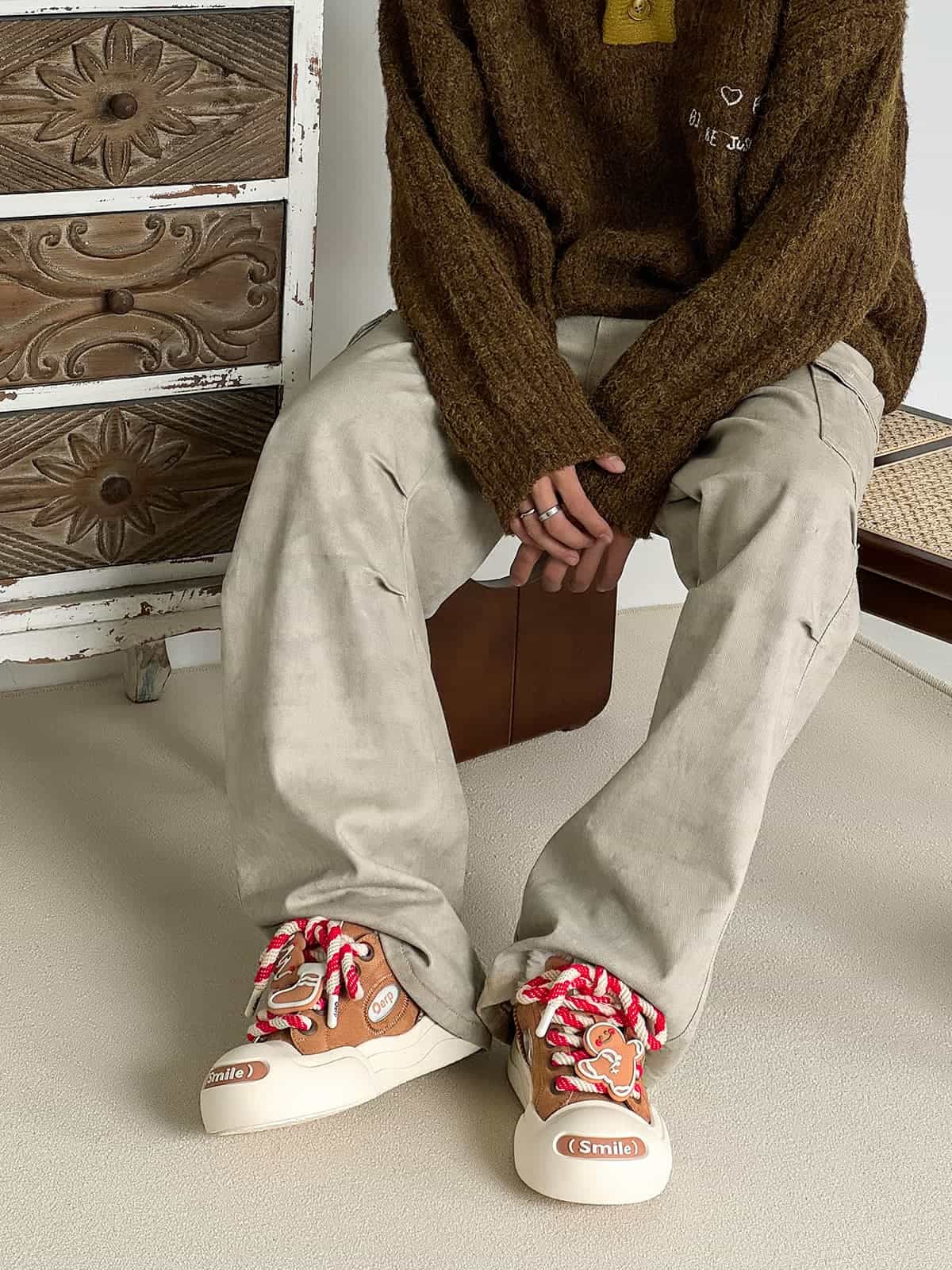 Street Chunky Velvet-Lined Canvas Sneakers